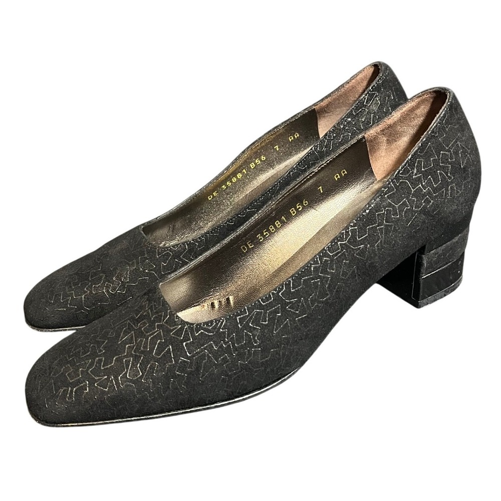 Salvatore Ferragamo Womens 7 AA Narrow Black Suede Zig Zag Block Heel Pumps
